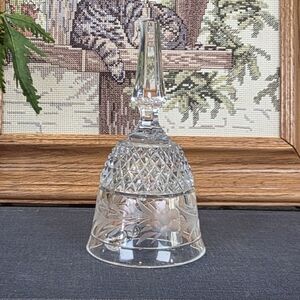 Vintage Cut Crystal Glass Dinner Bell - Diamond & Etched Floral Pattern